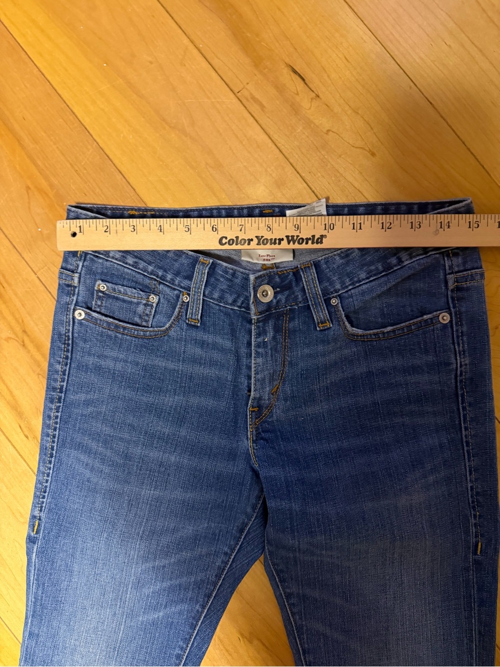 Levi’s 534 Low Flare Bootcut Jeans Women’s 4M Low Rise Y2K Stretch Medium Wash - Picture 6 of 9